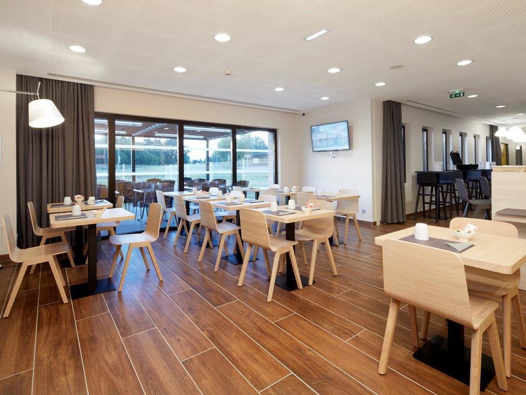 Kyriad Prestige Pau - Palais Des Sports Dış mekan fotoğraf