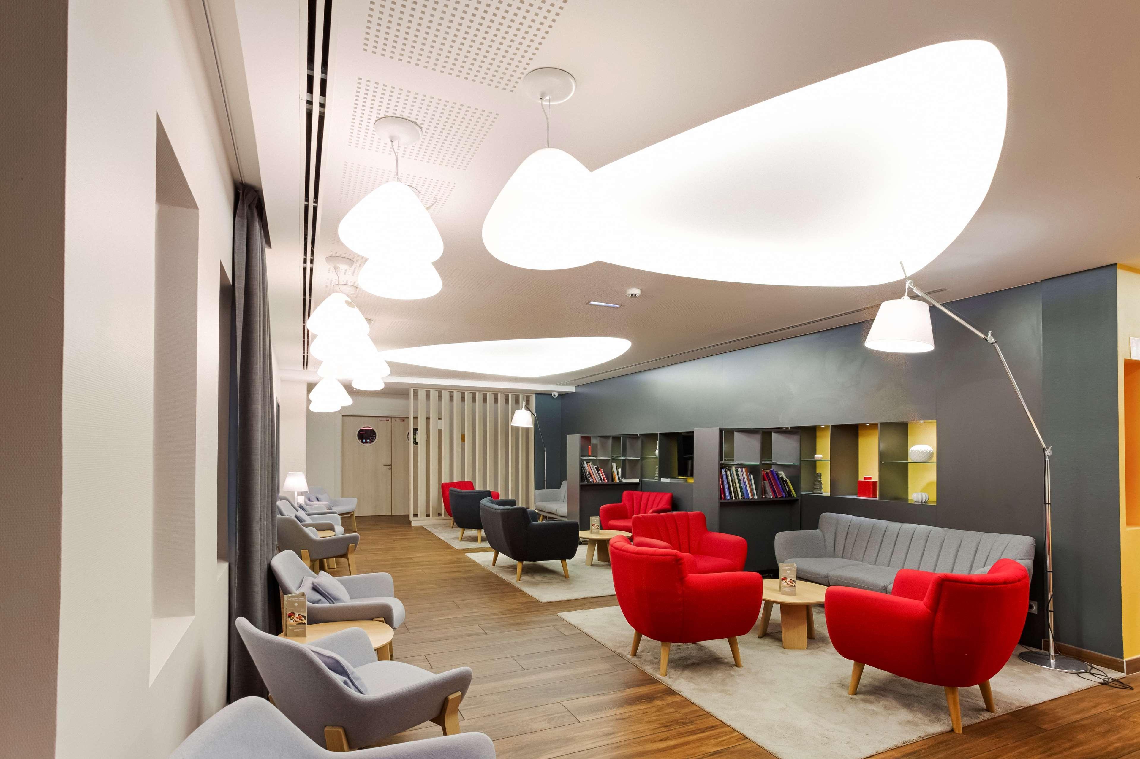 Kyriad Prestige Pau - Palais Des Sports Dış mekan fotoğraf