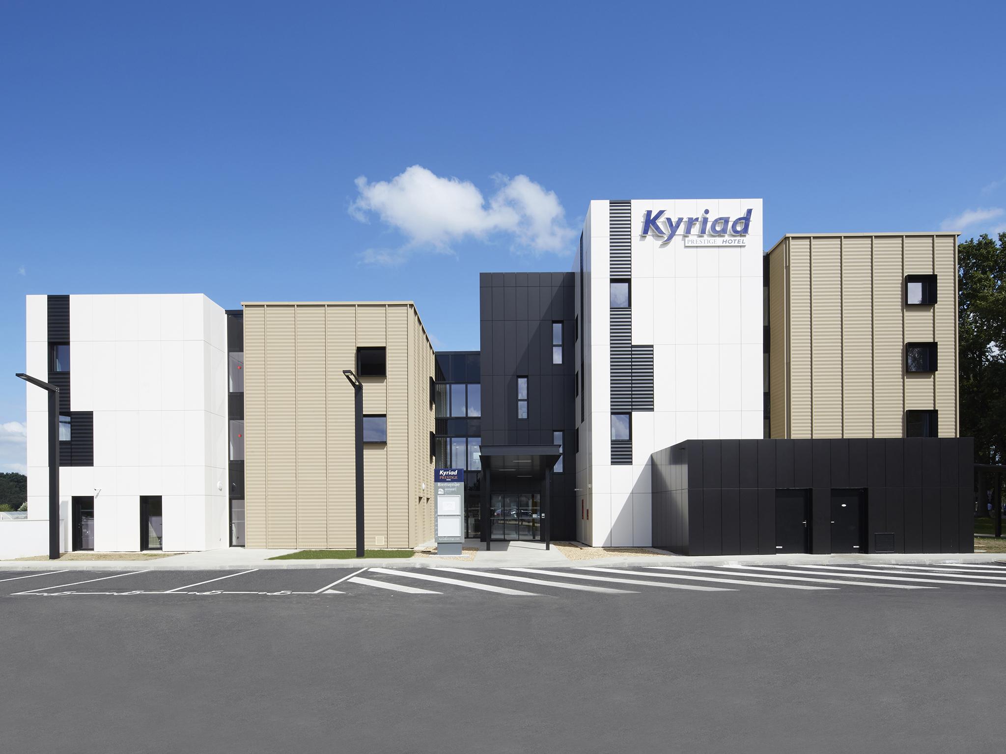 Kyriad Prestige Pau - Palais Des Sports Dış mekan fotoğraf